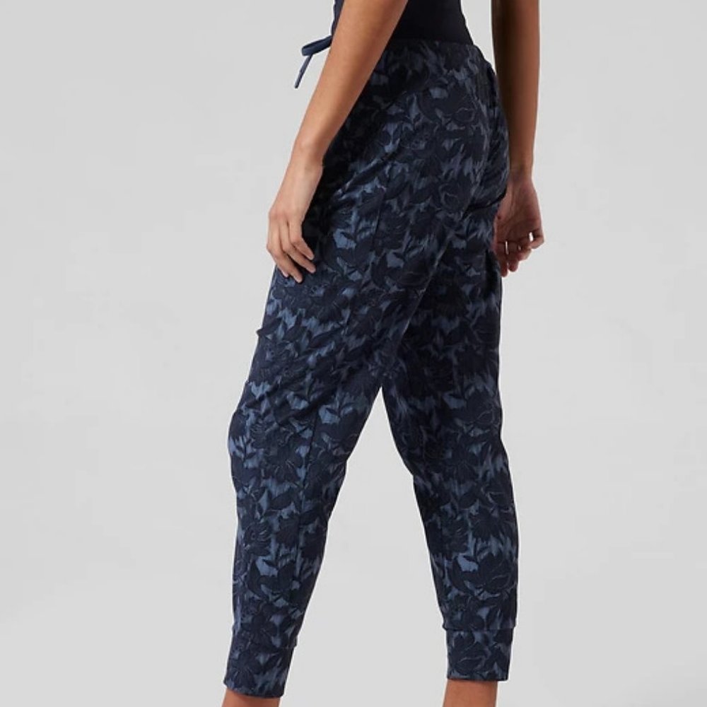 Athleta Trekkie North Jogger size 20 Blue - Picture 3 of 4
